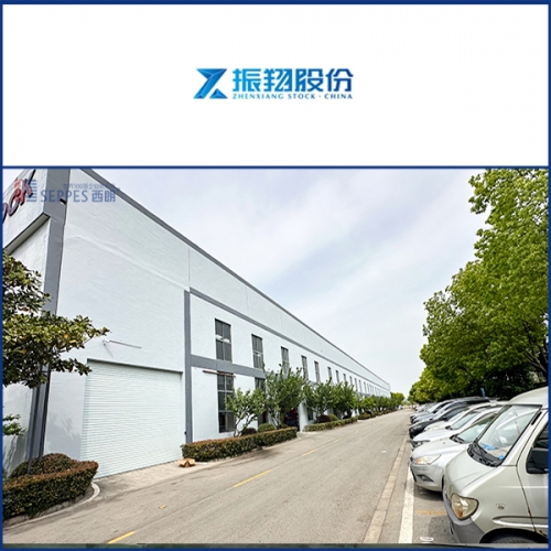 振翔车辆装备股份安装西朗铝合金卷帘门