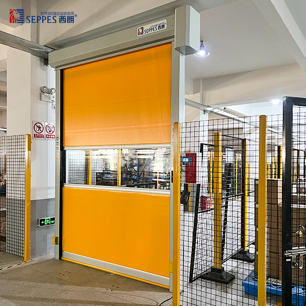恒力精细弹簧车间通道安装西朗快速门