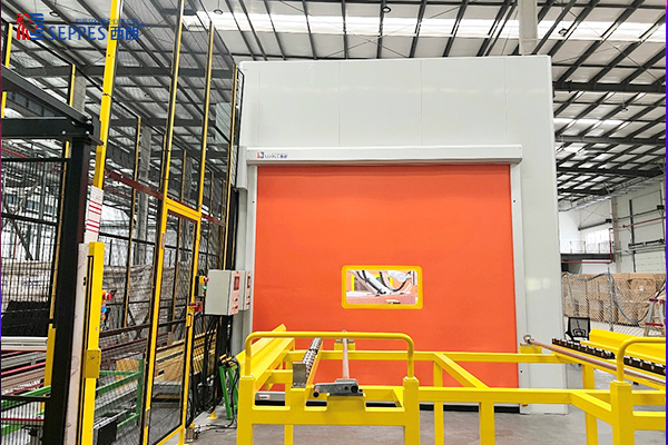 西朗门业开发的机器人工作间防护型智能快速门